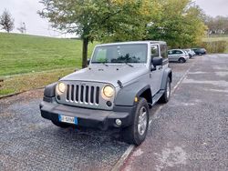 Grigio Usata 2010 Jeep Wrangler Sport SUV | 17.000 € (Cara)