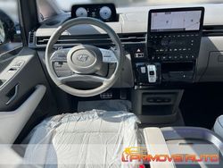 Grigio scuro Usata 2022 Hyundai Staria Monovolume | 50.300 €