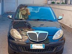 Nero Usata 2004 Lancia Ypsilon Due volumi | 1950 €
