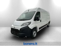 White solid Usata 2024 Toyota Proace Monovolume | 31.400 €