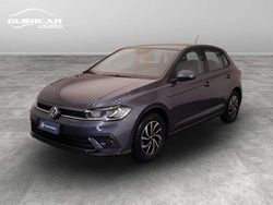 Grigio Usata 2023 VW Polo Life Tre volumi | 16.400 € (Buon prezzo)