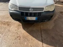 Usata 2007 Fiat Strada Tre volumi | 6000 €