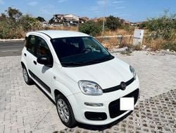 Bianco Usata 2015 Fiat Panda Lounge Tre volumi | 5990 € (Buon prezzo)