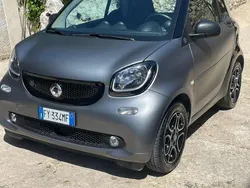 Grigio Usata 2019 Smart ForTwo Electric Drive Passion Due volumi | 13.000 € (Cara)