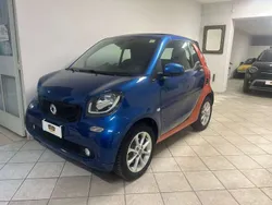 Blu/azzurro Usata 2017 Smart ForTwo Cabrio Cabrio | 15.000 € (Buon prezzo)