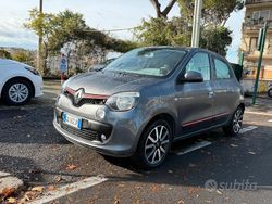 Grigio Usata 2016 Renault Twingo Intens Due volumi | 5600 € (Ottimo prezzo)