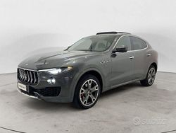 Grigio Usata 2017 Maserati Levante SUV | 39.900 € (Buon prezzo)