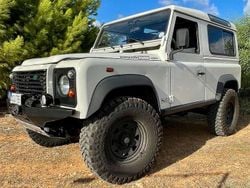 Bianco Usata 2006 Land Rover Defender S SUV | 35.000 € (Molto cara)