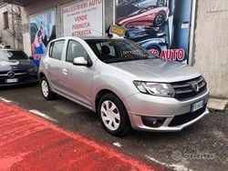 Grigio Usata 2016 Dacia Sandero Ambiance Tre volumi | 5200 € (Buon prezzo)