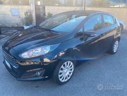 Nero Usata 2016 Ford Fiesta Tre volumi | 5400 € (Buon prezzo)