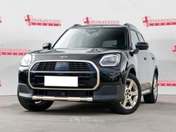 Nero Usata 2025 Mini Cooper Countryman Favoured SUV | 44.900 € (Cara)