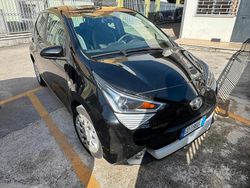 Nero Usata 2020 Toyota Aygo Connect Style Due volumi | 9500 € (Buon prezzo)