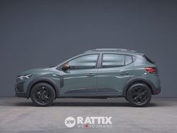 Verde lichen kaki Nuova 2025 Dacia Sandero Extreme Due volumi | 18.900 € (Cara)
