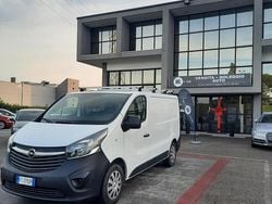 Bianco Usata 2018 Opel Vivaro Edition Monovolume | 14.500 €