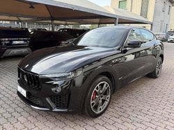 Nero / metallizzato Usata 2021 Maserati Levante SUV | 41.900 € (Buon prezzo)