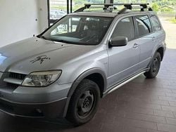 Usata 2005 Mitsubishi Outlander SUV | 3500 €