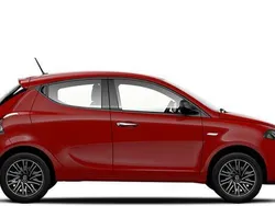 Rosso Usata 2022 Lancia Ypsilon Silver Due volumi | 11.900 € (Buon prezzo)
