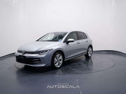 Dolphin grey metallizzato Nuova 2025 VW Golf VIII Edition Tre volumi | 23.990 € (Super prezzo)