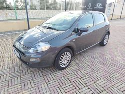Nero Usata 2016 Fiat Punto Lounge Tre volumi | 5900 € (Buon prezzo)
