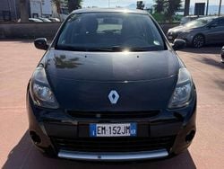 Nero Usata 2012 Renault Clio III Dynamique Tre volumi | 5100 € (Cara)