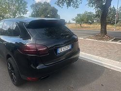 Usata 2014 Porsche Cayenne SUV | 28.700 €