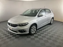 Grigio Usata 2019 Fiat Tipo Business Due volumi | 9699 € (Buon prezzo)