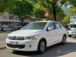 Bianco metallizzato Usata 2016 Citroën C-Elysee I Exclusive Tre volumi | 9000 € (Molto cara)
