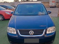 Blu Usata 2006 VW Touran Highline Monovolume | 2000 € (Buon prezzo)
