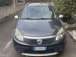 Usata 2011 Dacia Sandero Due volumi | 4500 € (Cara)