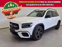 Bianco Nuova 2025 Mercedes 200 AMG line Tre volumi | 47.950 € (Ottimo prezzo)