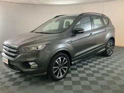 Grigio Usata 2019 Ford Kuga ST-Line SUV | 15.399 € (Buon prezzo)