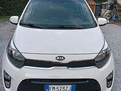 Bianco Usata 2017 Kia Picanto Due volumi | 8700 € (Buon prezzo)