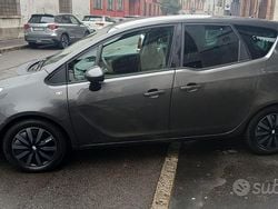 Grigio Usata 2012 Opel Meriva Cosmo Monovolume | 4500 € (Buon prezzo)