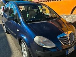 Blu Usata 2007 Lancia Musa Monovolume | 2700 € (Buon prezzo)