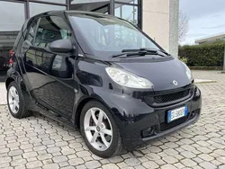 Nero Usata 2011 Smart ForTwo Coupé Pulse Due volumi | 5500 € (Buon prezzo)