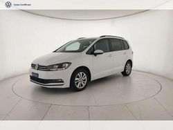 Pure white Usata 2020 VW Touran Business Monovolume | 20.900 € (Buon prezzo)