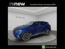 Blu scuro Usata 2024 Renault Captur Techno SUV | 17.520 € (Ottimo prezzo)