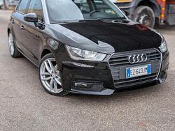 Nero Usata 2015 Audi A1 Sport Tre volumi | 7900 € (Ottimo prezzo)
