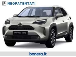 Silver met (non ord) Nuova 2025 Toyota Yaris Cross Trend SUV | 27.350 € (Buon prezzo)