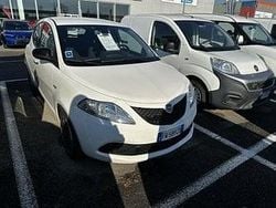 Bianco Usata 2019 Lancia Ypsilon Gold Due volumi | 10.250 € (Buon prezzo)