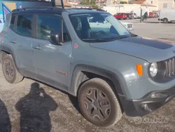 Usata 2015 Jeep Renegade Trailhawk SUV | 16.000 € (Buon prezzo)