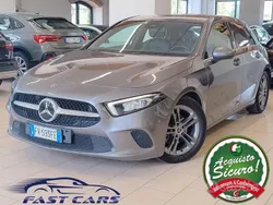 Grigio Usata 2019 Mercedes A180 Tre volumi | 16.900 € (Buon prezzo)
