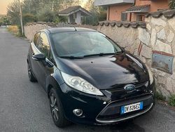 Nero Usata 2009 Ford Fiesta Due volumi | 1300 € (Super prezzo)