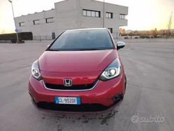 Rosso Usata 2022 Honda Jazz Executive Due volumi | 18.500 € (Buon prezzo)
