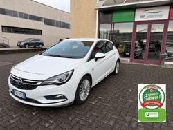 Bianco Usata 2018 Opel Astra Innovation Tre volumi | 8490 € (Buon prezzo)