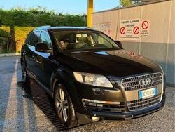 Usata 2007 Audi Q7 Ambiente SUV | 13.499 € (Cara)