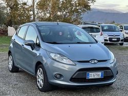 Blu Usata 2009 Ford Fiesta Titanium Tre volumi | 5900 € (Buon prezzo)