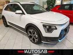 Rosso Usata 2024 Kia Niro SUV | 32.750 € (Buon prezzo)