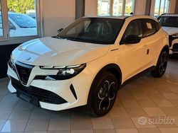 Bianco Nuova 2025 Alfa Romeo GT Junior Edizione Speciale Tre volumi | 28.500 € (Buon prezzo)