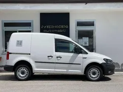 Bianco(met.) Usata 2016 VW Caddy Monovolume | 11.999 € (Super prezzo)